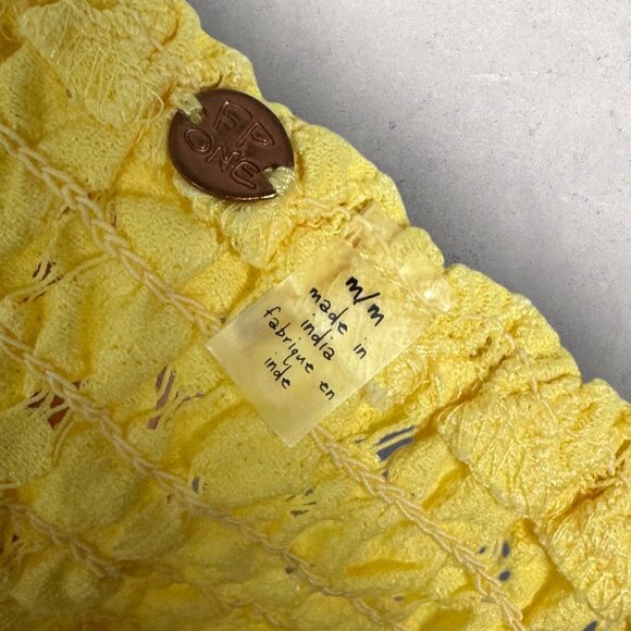 Free People Adella Yellow Bralette Size Medium Lace Bohemian Bra Crochet Y2K Top - Picture 4 of 13